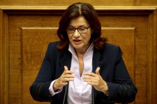 Οι Πορφυρογέννητοι και τα μέτρα μας