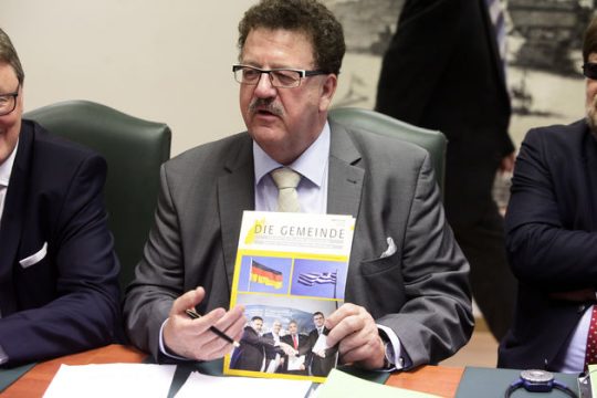 Γερμανικό ενδιαφέρον για τράπεζες και απορρίμματα