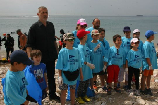«Καθαρίζουμε τις ακτές, προστατεύουμε το περιβάλλον»