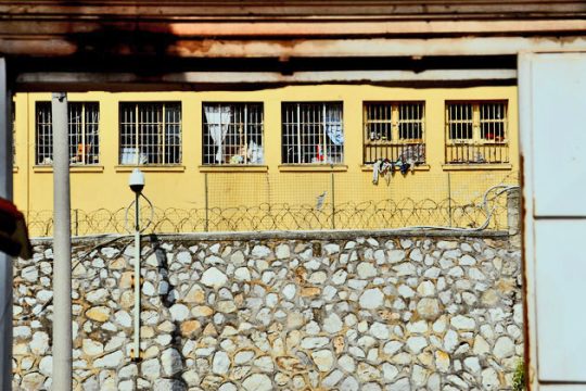 Ενας «υγιής» ανάπηρος αργοσβήνει στη φυλακή