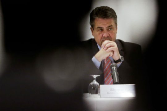 Γκάμπριελ για το ελληνικό χρέος: «Να τηρήσουμε την υπόσχεσή μας»