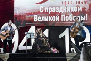 Την απέκλεισαν από το Κίεβο, τραγούδησε στη Σεβαστούπολη