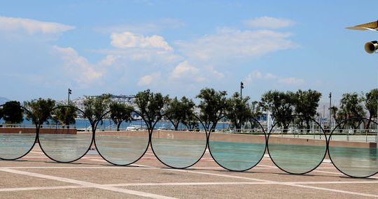 Φρέσκο αεράκι τέχνης στο Φάληρο