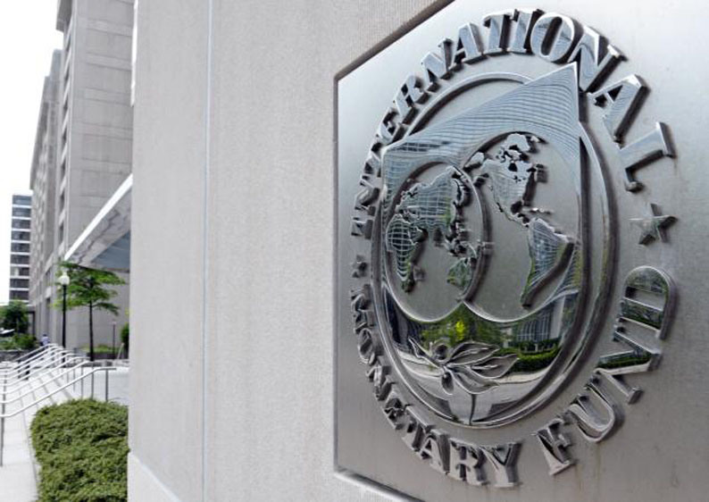 Συγκεκριμένες δεσμεύσεις για το χρέος ζητά το ΔΝΤ