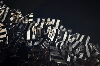 Σαν «ασπρόμαυρη» ταινία