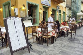 Αδειες λειτουργίας καταστημάτων με ένα κλικ