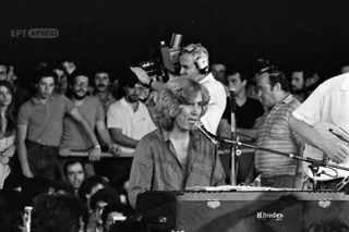 Το «Πάρτυ στη Βουλιαγμένη» με τον δικό μας αξέχαστο Λούκι Λουκ