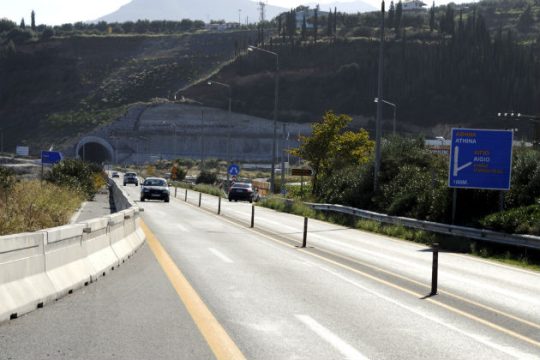 Κυκλοφοριακές ρυθμίσεις στην εθνική οδό στο Αίγιο