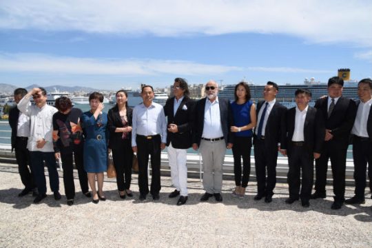 «Στόχος μια νέα σχέση μεταξύ του ελληνικού και κινεζικού λαού»