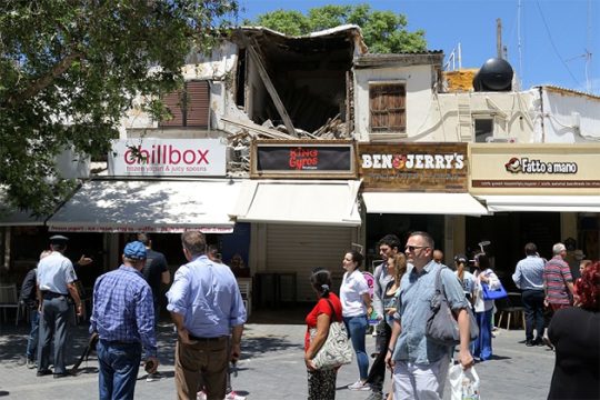 Κατέρρευσε τμήμα ιστορικού κτιρίου στο Ηράκλειο
