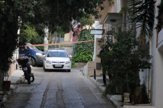 «Μπούκαραν» στα εξοχικά της Σαρωνίδας