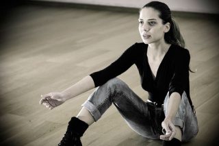 «Αθηνά Χατζηεσμέρ, ετών 17»