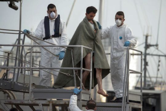 Νέες συστάσεις της Επιτροπής για τη μετεγκατάσταση προσφύγων