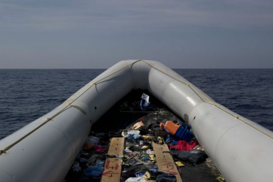 Ναυάγια ανοιχτά της Λιβύης, πάνω από 200 αγνοούμενοι