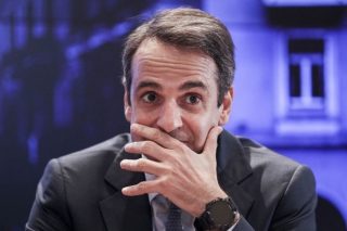 Ποια… μύγα τσίμπησε τον Κυριάκο;