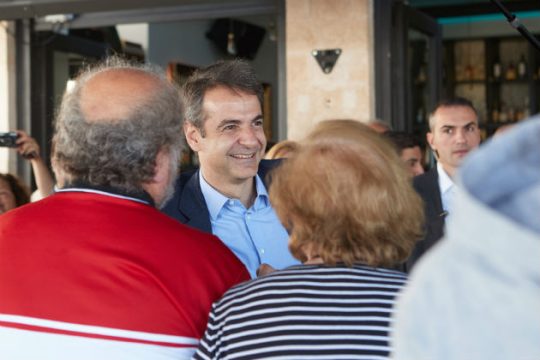 Βολές σε Τσίπρα για λαϊκισμό και λιτότητα