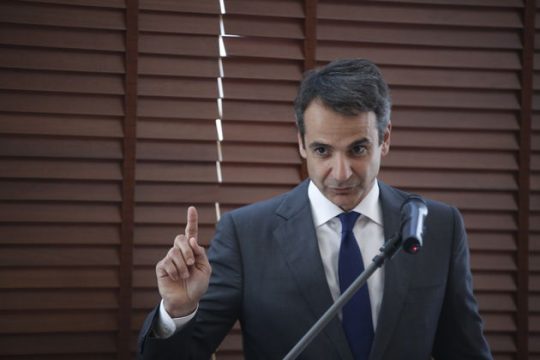 Ευχές για το… χρέος