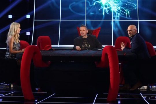 «Ολα ξεκόλλα» με απλήρωτους εργαζομένους