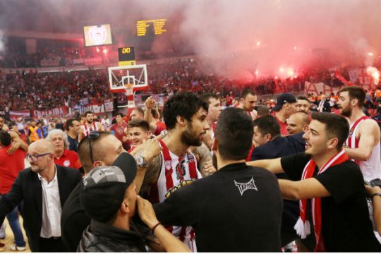 Πανηγυρική πρόκριση για την Πόλη