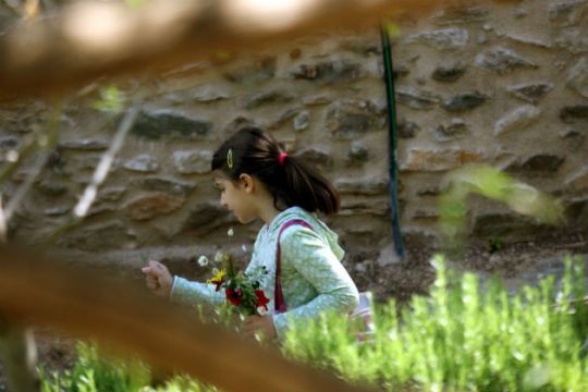 Πρωτομαγιά με ζέστη και συννεφιά