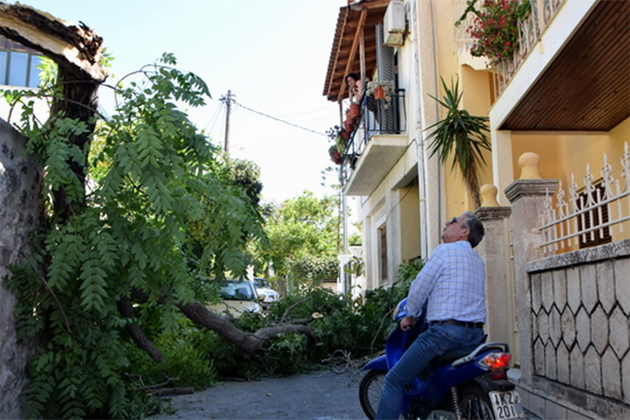 Τραυματισμός από πτώση τοίχου στο Ηράκλειο