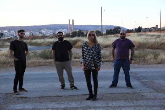 Με τις μηχανές στο φουλ