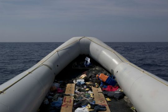 Φόβοι για νέο ναυάγιο στη Μεσόγειο