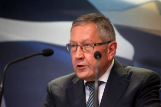 Τα τρία επώδυνα σενάρια του ESM για χρέος και πλεονάσματα