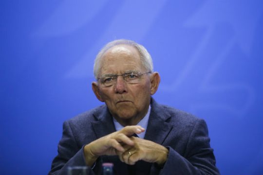 Επικριτικός ο γερμανικός Τύπος για τον Σόιμπλε