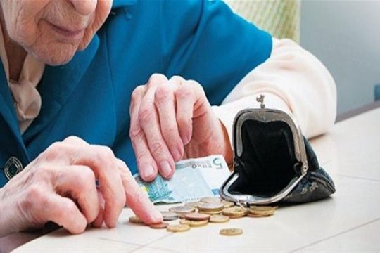 Η δημογραφική έκρηξη… σκοτώνει τις συντάξεις