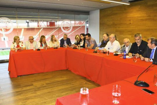 Η βουλή του «Καραϊσκάκη»