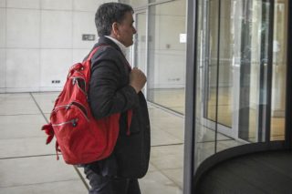 Ανοίγει ο δρόμος για το χρέος