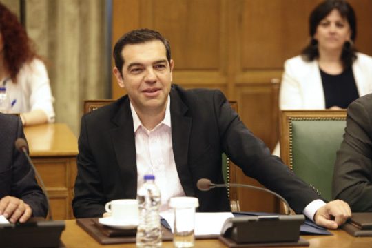 «Η δύσκολη επιλογή μάς δίνει εξιτήριο από την επιτροπεία»
