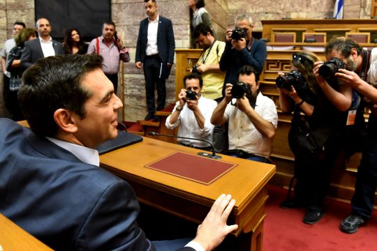 «Θα βγάλουμε τη χώρα από τα μνημόνια»