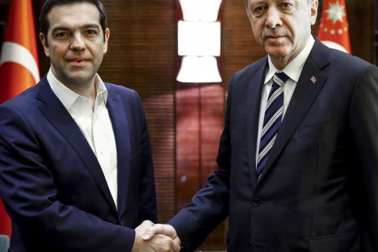 Επαφές για ελληνοτουρκικά και Κυπριακό