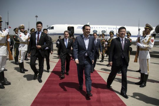 Γιατί ο Τσίπρας λέει «όχι» σε εκλογές το ’18