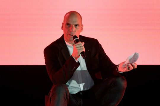 Ο Βαρουφάκης μιλάει, η ΝΔ αντιδράει