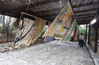 Η documenta 14 στα μονοπάτια του Πικιώνη