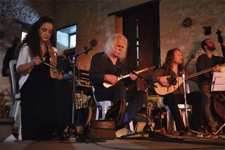 Σταματά το Houdetsi Festival. Δήλωση του Ross Daly στην «Εφ.Συν.»