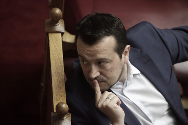 Η «καυτή πατάτα»των αδειών στα χέρια του ΕΣΡ