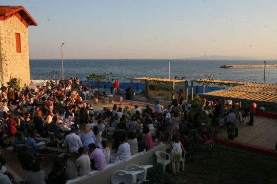 Ένα «Αγνάντι» για τους Πειραιώτες