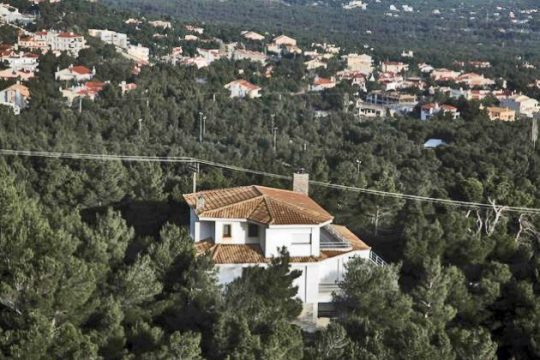 Μειώσεις, εκπτώσεις, δεκάδες δόσεις