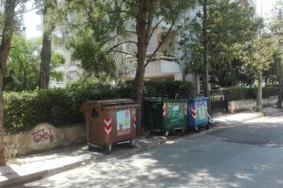 Γιατί τα Βριλήσσια δεν είχαν ούτε μια μέρα «βουνά» σκουπιδιών
