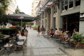 Ενάντια στη μέρα
