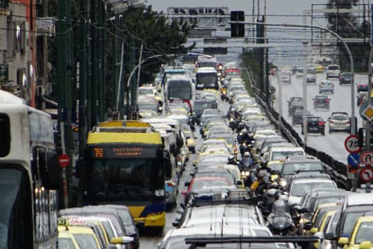 Παράταση έως 14 Ιουλίου για τα ανασφάλιστα
