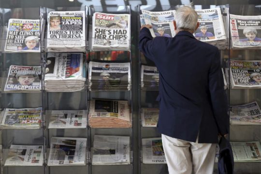 Κυβέρνηση Μέι με ιρλανδικό «δεκανίκι»