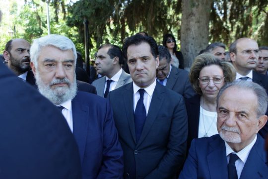 Ήταν και ο Άδωνις στην κηδεία του Μητσοτάκη