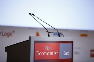 «Αναζωπύρωση» της συζήτησης για το χρέος μέσω… Economist