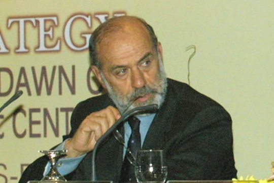 Αντωνακόπουλος: «Σχεδόν αναγκαστική επιλογή η Siemens»