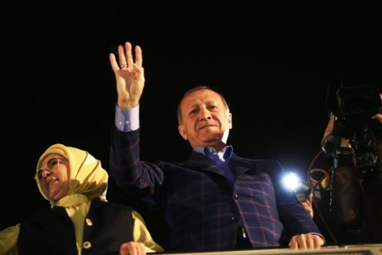 Λιποθυμικό επεισόδιο για τον Ταγίπ Ερντογάν